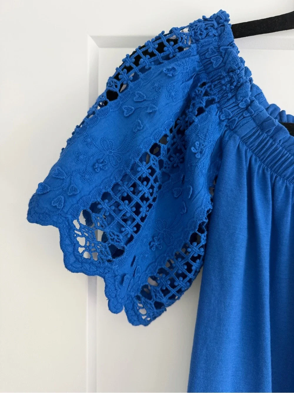 NWT Lilly Pulitzer Fayette Off-Shoulder Eyelet Sleeve Blue Women's Top, Small - Picture 3 of 8